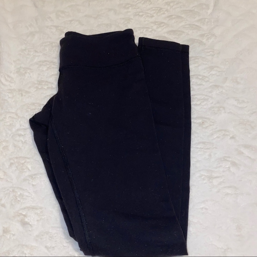 Wunder under lululemon leggings